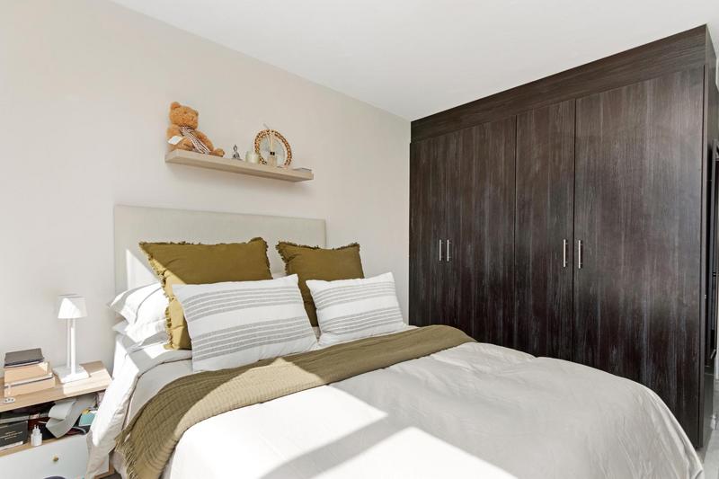 To Let 2 Bedroom Property for Rent in Sea Point Western Cape